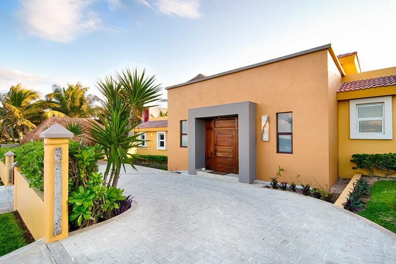 Casa Amarilla — Double Lot Luxury Caribbean Getaway - Isla Mujeres, Mexico