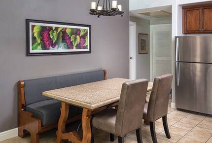 Vino Bello Resort - One Bedroom condo for Blue Note Napa Jazz Summer Sessions weekend - Napa, California