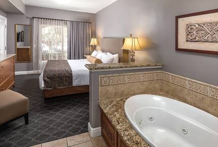 Vino Bello Resort - One Bedroom condo for Blue Note Napa Jazz Summer Sessions weekend - Napa, California