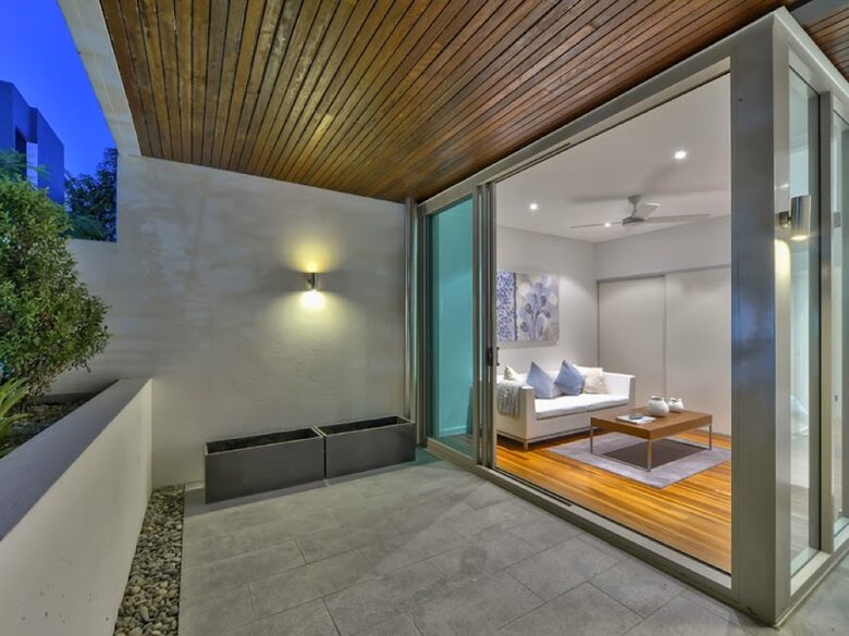 SANDS designer town house - Brisbane, Australia