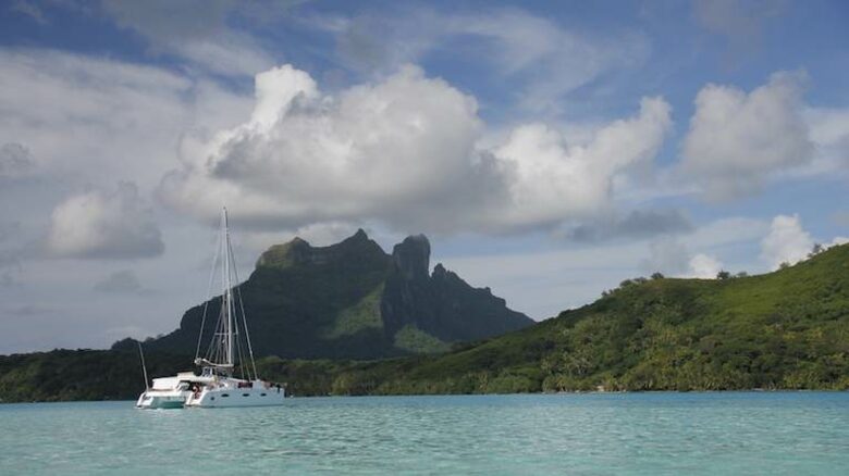 All-Inclusive 7-night TradeWinds AQUA Experience in British Virgin Islands on TW60 Catamaran with Crew - Tortola, Virgin Islands, British