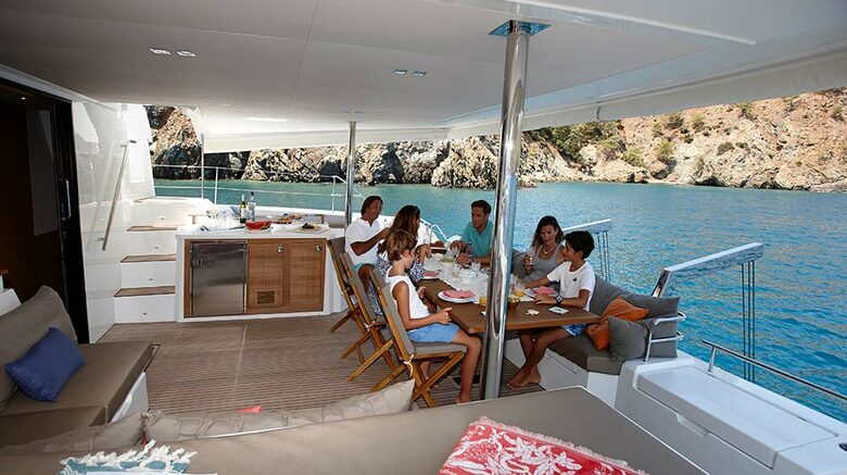 All-Inclusive 7-night TradeWinds AQUA Experience in British Virgin Islands on TW60 Catamaran with Crew - Tortola, Virgin Islands, British