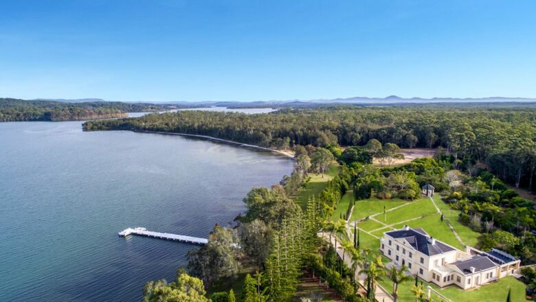 The Chateau on Wallis Island (R) - Wallis Lake, Australia