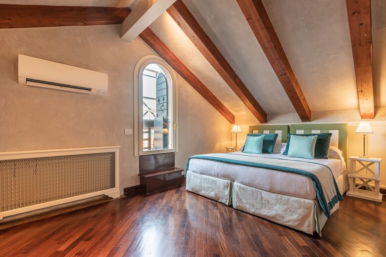 Ca' della Luce - Venice, Italy