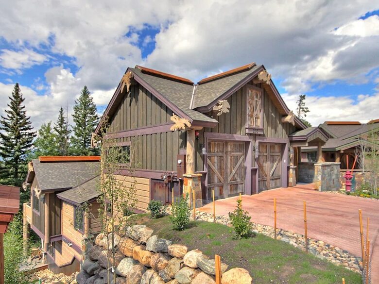 Home exchange in Breckenridge CO with 2 car garage