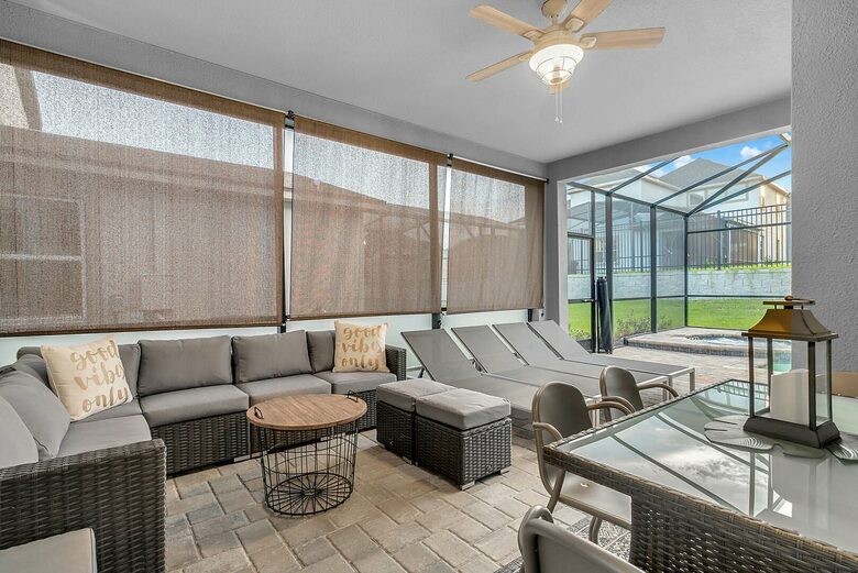 Home exchange in Kissimmee FL, comfortable patio seating
