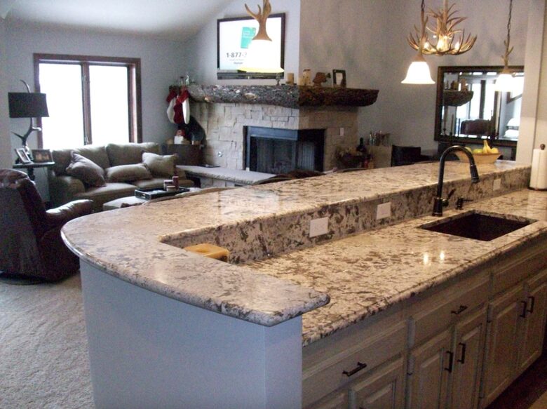 Lower Deer Valley 4 Bedroom plus Loft Condo - Park City, Utah