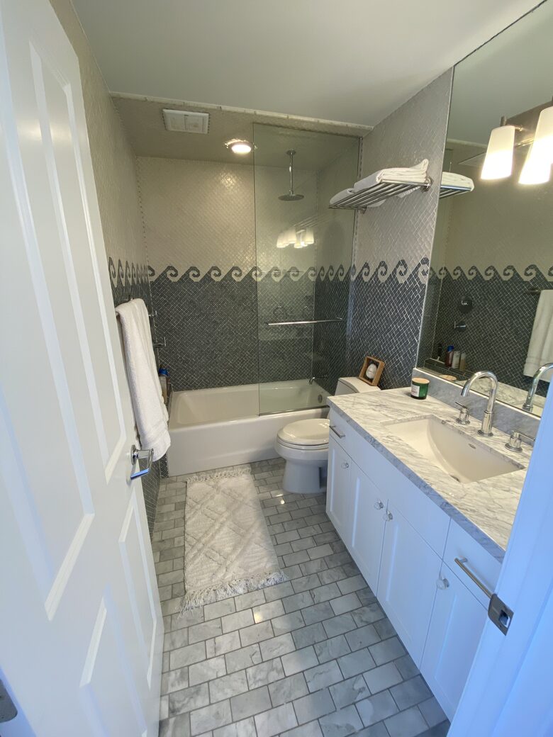 2nd floor bathroom