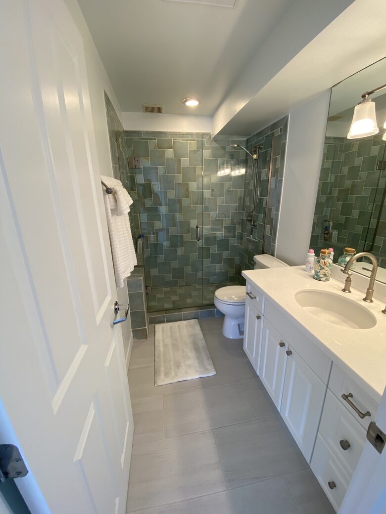 1st floor bathroom