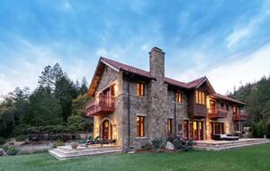 Home exchange in Calistoga CA with multiple private balconies