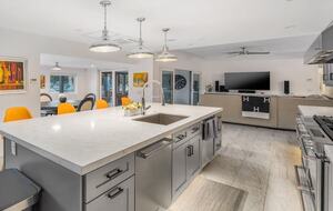 The Estate - Palm Springs **Splash House Weekends Available** - Palm Springs, California