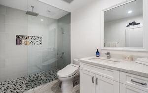 The Estate - Palm Springs **Splash House Weekends Available** - Palm Springs, California