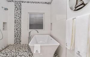 The Estate - Palm Springs **Splash House Weekends Available** - Palm Springs, California
