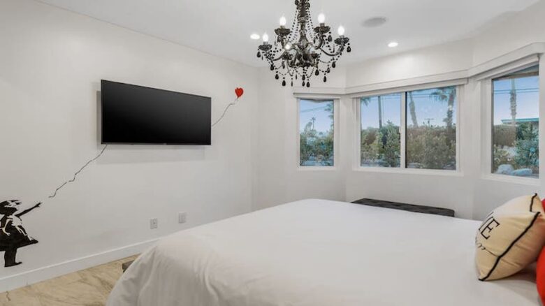 The Estate - Palm Springs **Splash House Weekends Available** - Palm Springs, California