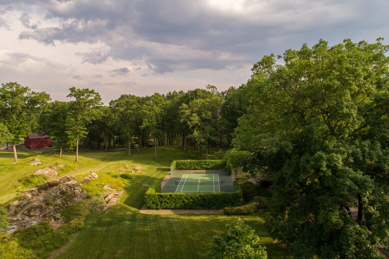 Carriage House - Hyde Park, New York