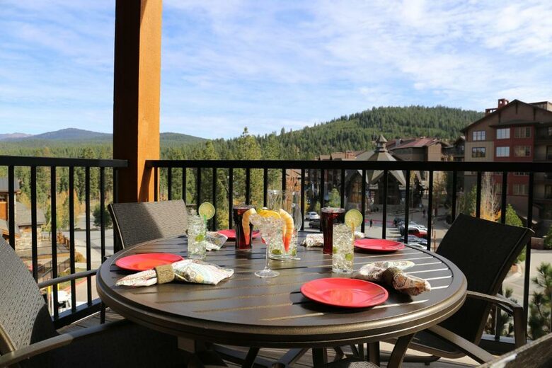 One Village Place Luxury Northstar Residence - Truckee, California