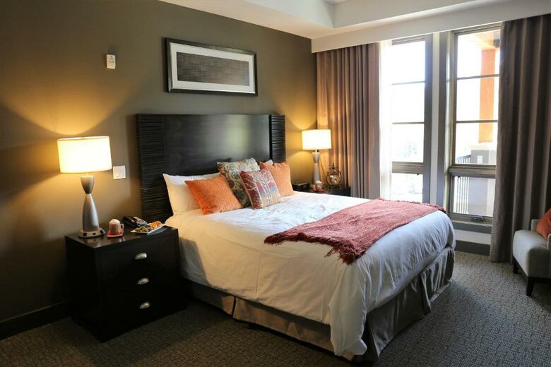 One Village Place Luxury Northstar Residence - Truckee, California