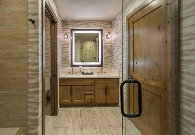 One Village Place Luxury Northstar Residence - Truckee, California