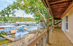 Hidden Harbor Hideaway Lake House - Lake Ozark, Missouri