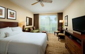 Home exchange in Kaua'i HI, bedroom with king Heavenly Bed®
