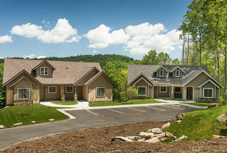 Club Lodges at Trillium — 2 BR Villa - Cashiers, North Carolina