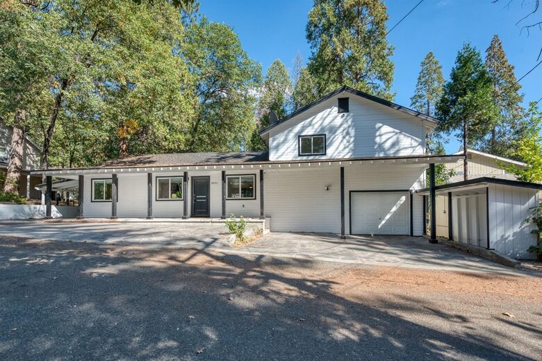 Home exchange in Bass Lake CA, 4 bed 4 bath sleeps 10