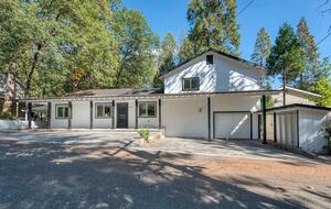 Home exchange in Bass Lake CA, 4 bed 4 bath sleeps 10