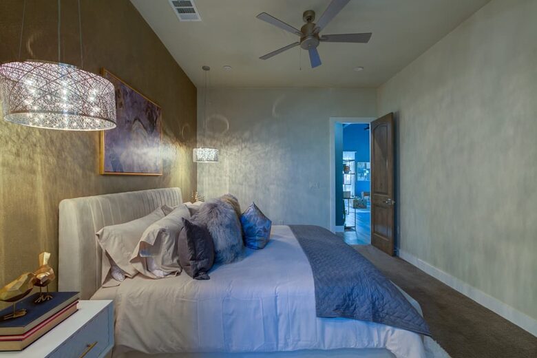Home exchange in Spicewood TX, master bedroom with king-sized bed