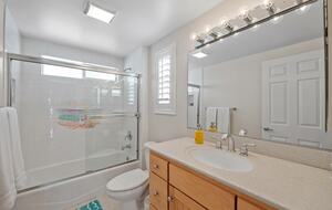 Intercambio de casas en Oxnard (California), cuarto de baño con ducha y bañera