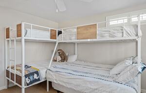 Intercambio de casas en Oxnard (California), habitación de invitados con literas dobles