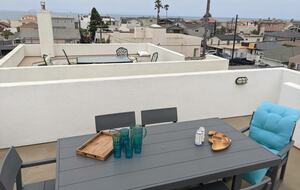 Intercambio de casas en Oxnard (California), terraza en la azotea con mesa de comedor