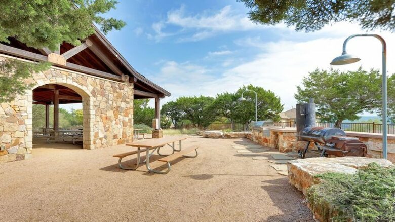 Lake Travis - Hollows Resort Lakeview Casita - Jonestown, Texas