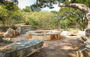Lake Travis - Hollows Resort Lakeview Casita - Jonestown, Texas
