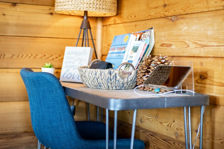 Altitude Adjustment Lodge (Lake Tahoe views!) - Glenbrook, Nevada