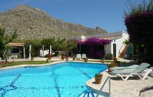 Picturesque Spanish finca "Las Rosas" - Port de Pollenca, Spain