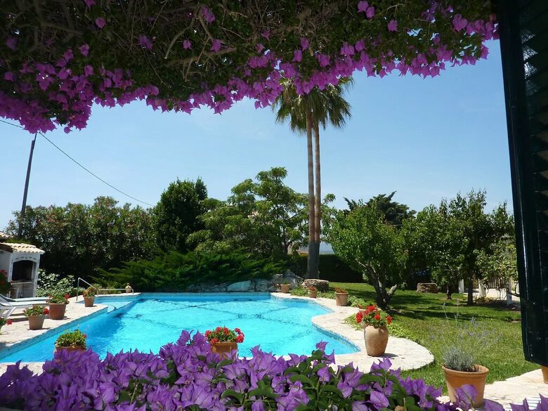 Picturesque Spanish finca "Las Rosas" - Port de Pollenca, Spain