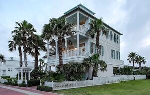 Lotus Villa - South Padre Island, Texas