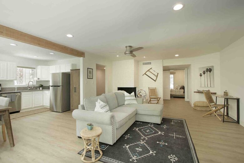 DateFarm 54 - Private and Gated, Central to Polo and Horse Park - Thermal, California