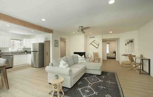 DateFarm 54 - Private and Gated, Central to Polo and Horse Park - Thermal, California