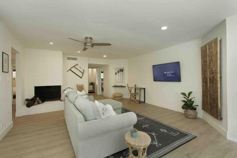 DateFarm 54 - Private and Gated, Central to Polo and Horse Park - Thermal, California