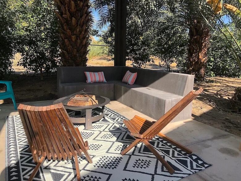 DateFarm 54 - Private and Gated, Central to Polo and Horse Park - Thermal, California