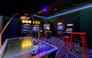 Luxury Reunion Resort Gathering Villa - Kissimmee, Florida