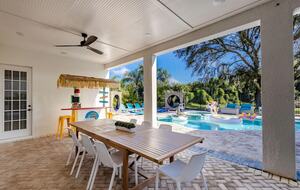 Luxury Reunion Resort Gathering Villa - Kissimmee, Florida