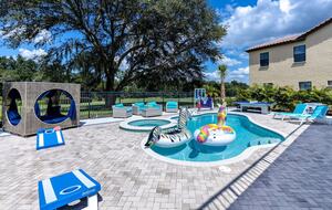 Luxury Reunion Resort Gathering Villa - Kissimmee, Florida