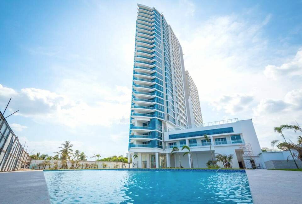 Royal Palm Oceanfront Penthouse - Nueva Gorgona, Panama