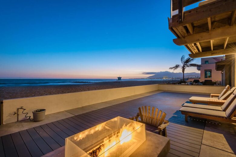 Ventura Designer Beach House on the Sand - Ventura, California