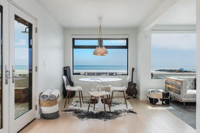 Ventura Designer Beach House on the Sand - Ventura, California