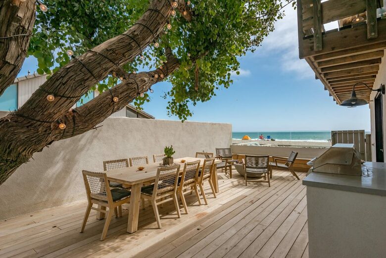 Ventura Designer Beach House on the Sand - Ventura, California