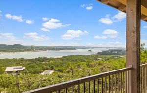 Lake Travis - Hollows Resort Lakeview Casita - Jonestown, Texas