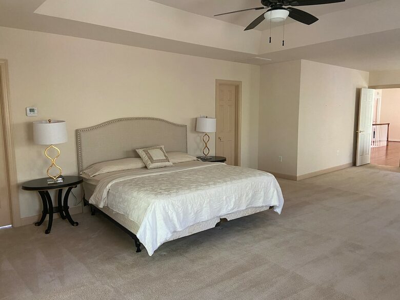 Large McLean Luxe - Mclean, Virginia